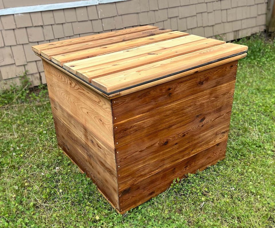 Custom cedar cold plunge tub